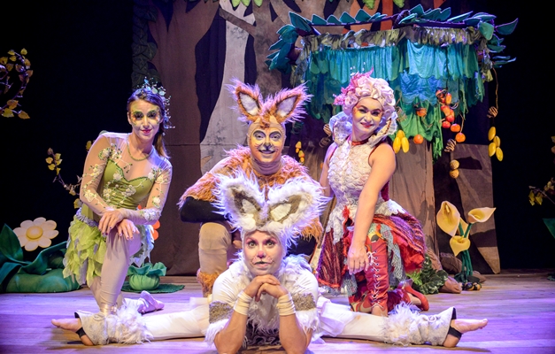 Espetáculo leva magia e consciência ambiental a escolas goianas