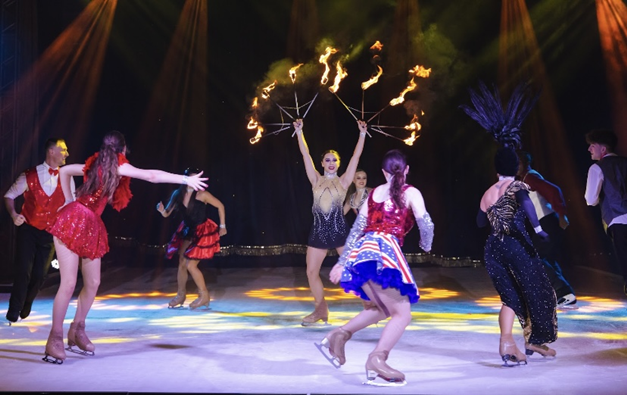 Espetáculo reúne tradições do circo e patinação no gelo em Goiânia