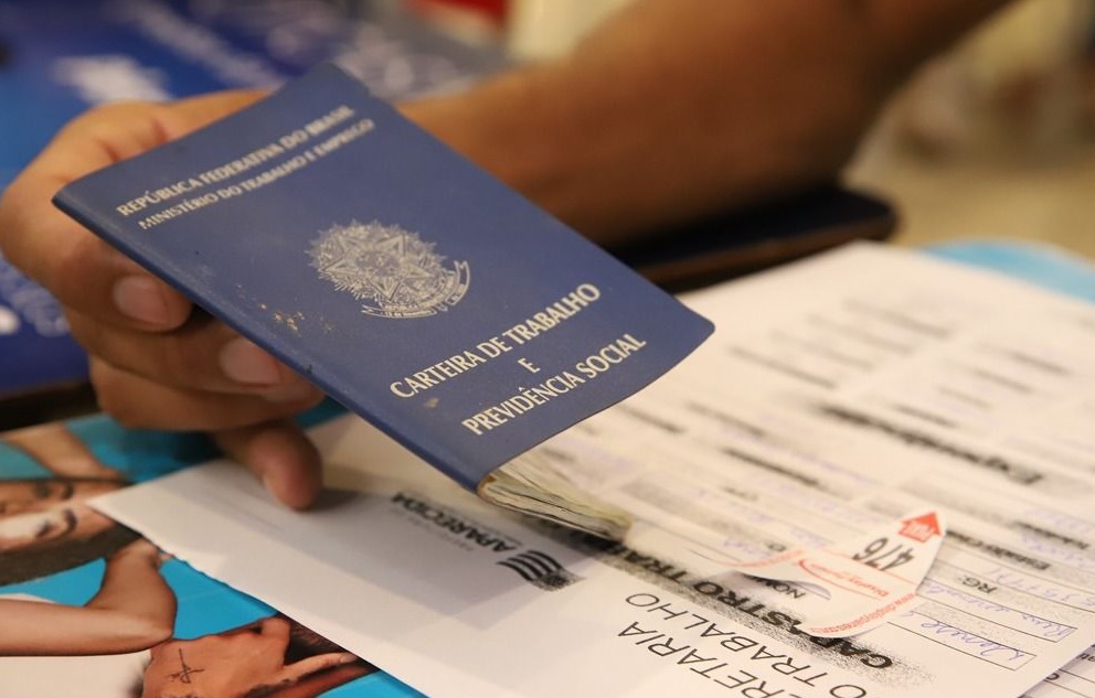 Estado e prefeitura de Aparecida promovem feirão com 10 mil vagas de emprego