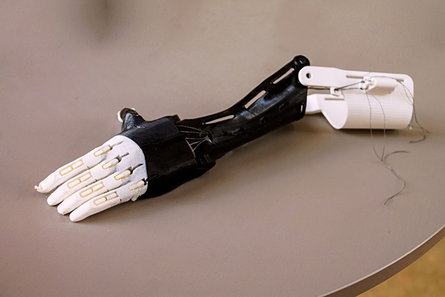 Estudo da UFG ajuda a otimizar produção de próteses em impressora 3D