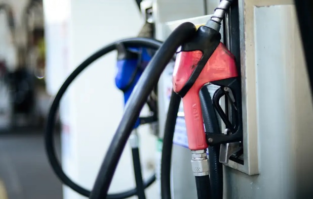 Etanol está mais competitivo em relação à gasolina em 10 Estados e no DF, afirma ANP