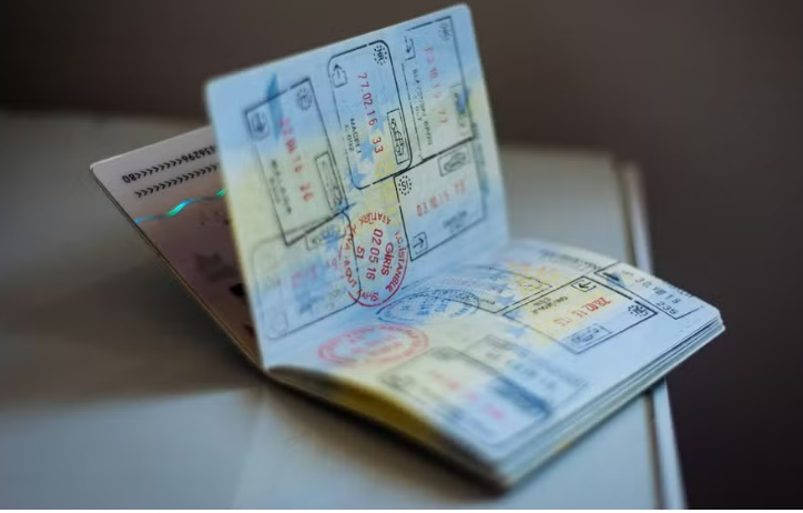 Europa vai trocar carimbo no passaporte por sistema eletrônico