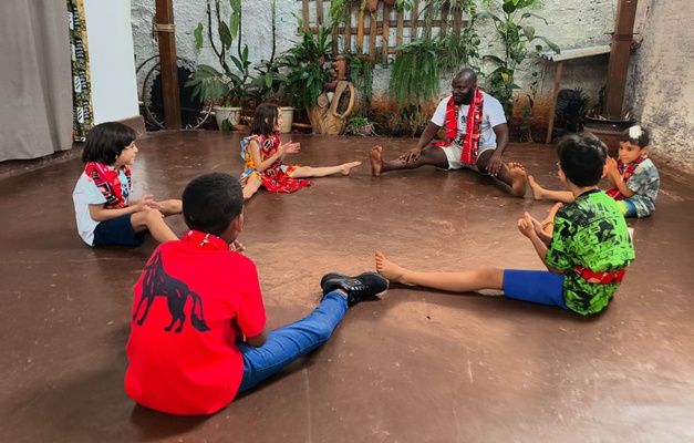 Evento em Goiânia destaca oficinas infantis de ritmos africanos