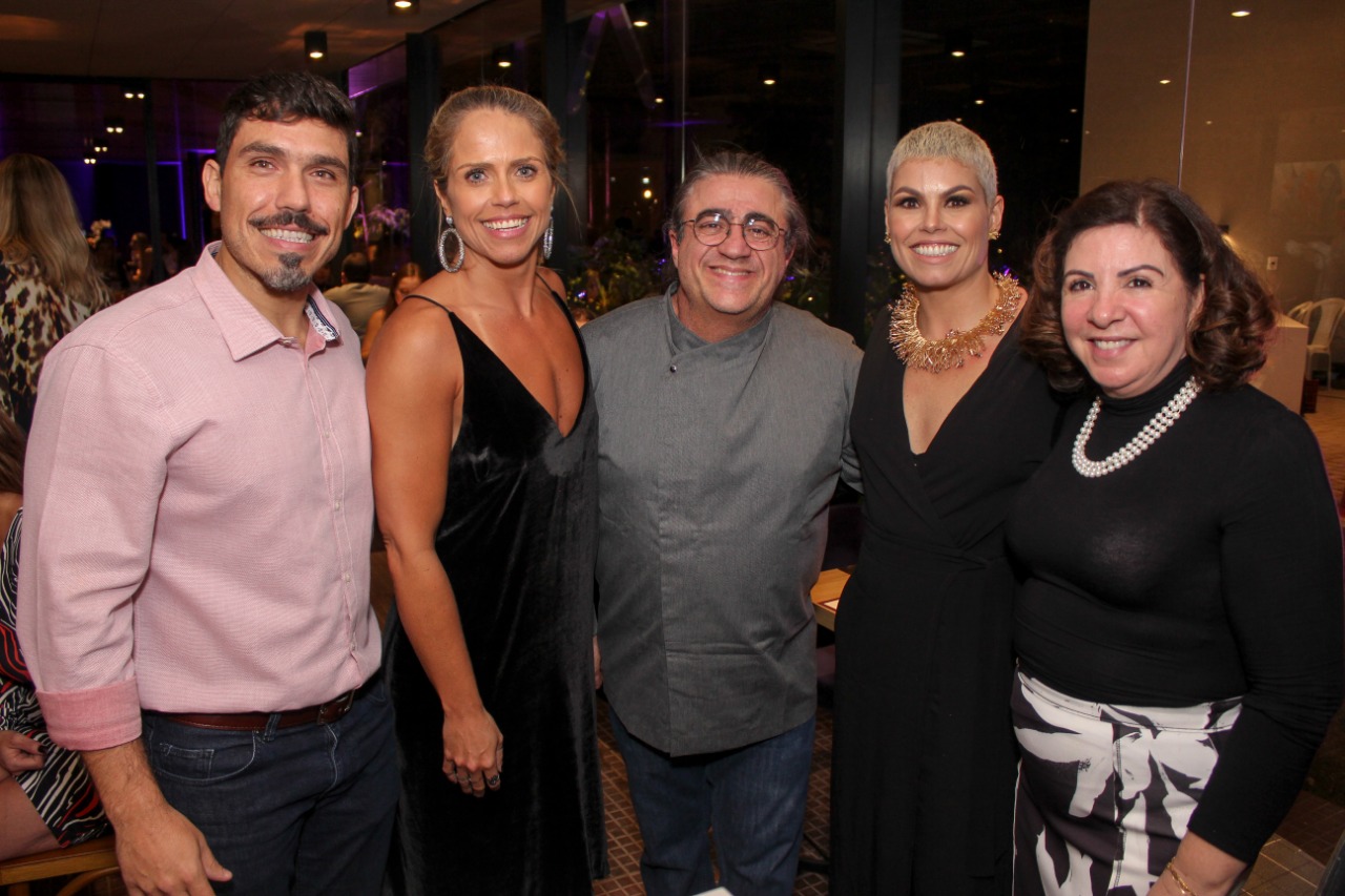Evento para convidados marca lançamento de restaurante pop-up, em Goiânia