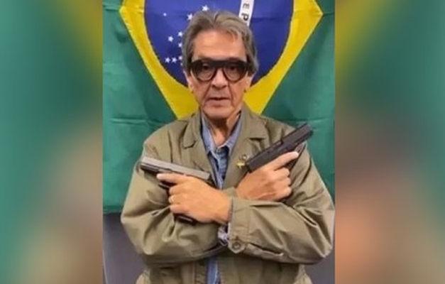 Ex-deputado federal Roberto Jefferson é preso no interior do Rio