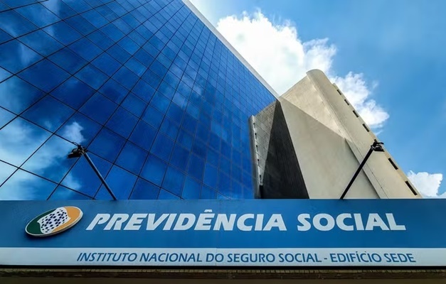 Ex-diretores do INSS pegaram R$ 17 milhões de fraudes contra aposentados