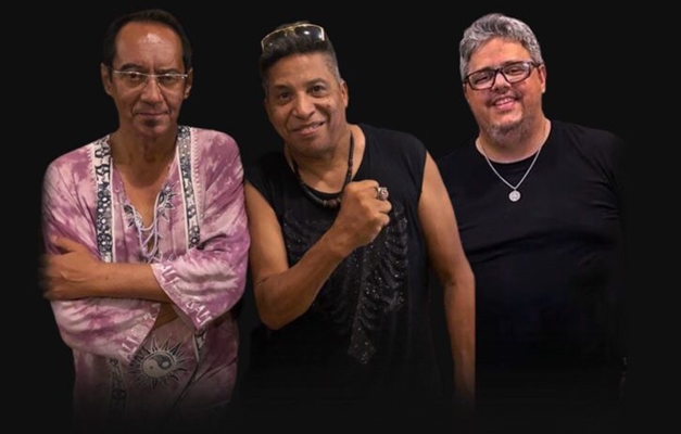 Excallibur Band se apresenta no Mercado da 74 em Goiânia
