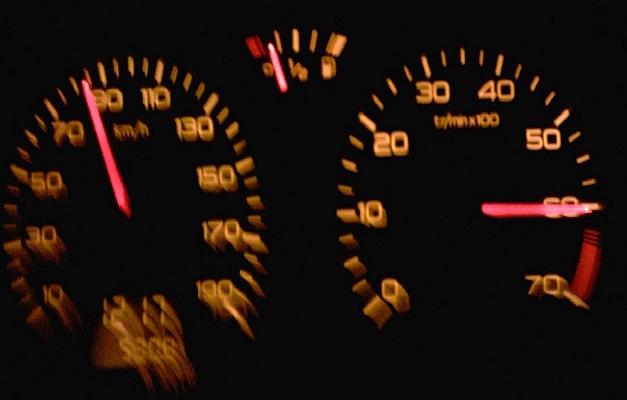Excesso de velocidade aumenta risco de mortes no trânsito