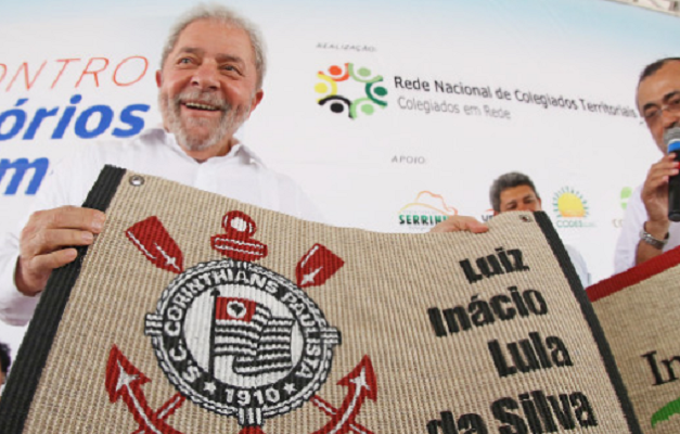 Executivo da Odebrecht diz que Arena Corinthians foi presente para Lula 