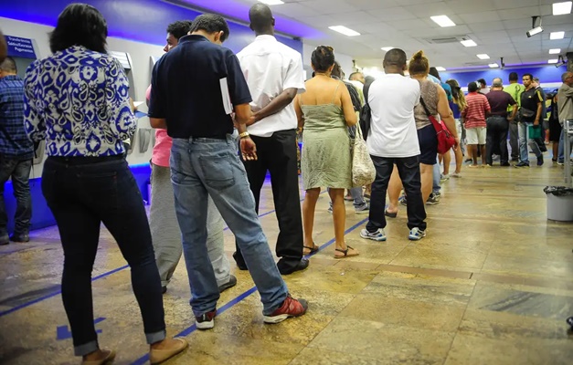 Extratos bancários terão termos padronizados a partir de segunda-feira (8)