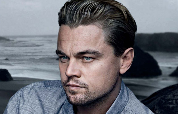 Leonardo DiCaprio faz dancinha bizarra durante festival Coachella