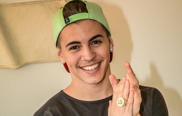 Fã cria lista com dez motivos para não odiar o cantor Biel