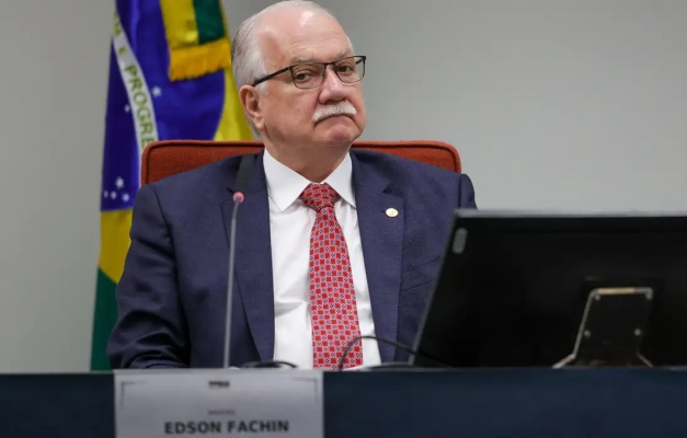 Fachin inicia voto sobre responsabilização de redes; placar está 7 a 1