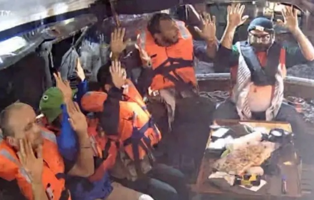 Faixa de Gaza: ativistas em barco de ajuda humanitária dizem ter sido interceptados por Israel