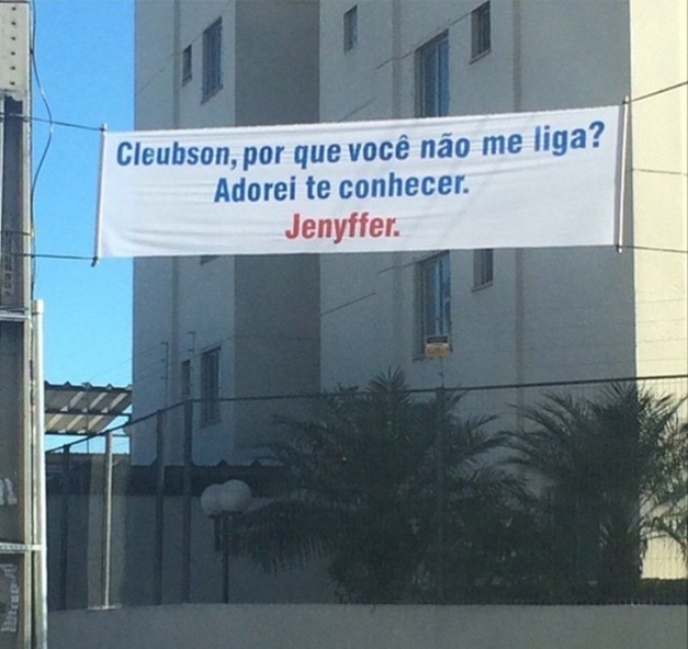 Faixas de Cleubson e Jenyffer são ação de marketing da Novo Mundo