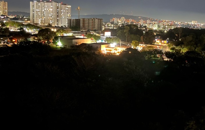 Falta de iluminação afasta frequentadores do Parque Bernardo Élis 