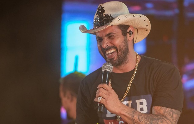 Famosos lamentam morte do cantor João Carreiro