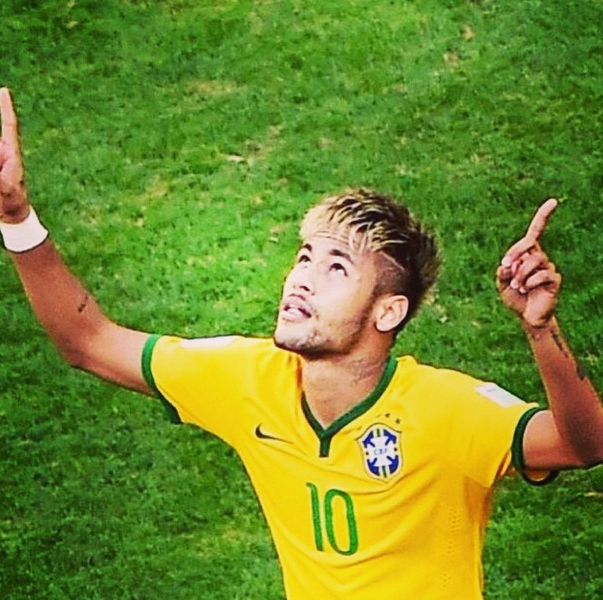 Famosos usam Instagram para deixar mensagens de apoio a Neymar