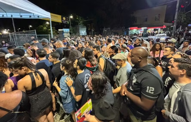 Fãs têm volta para casa conturbada após show de Lady Gaga na Praia de Copacabana