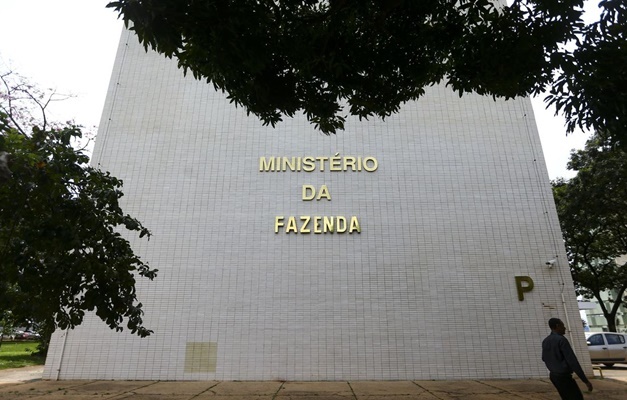 Fazenda: Elevação de rating do Brasil pela agência DBRS reconhece reformas em curso