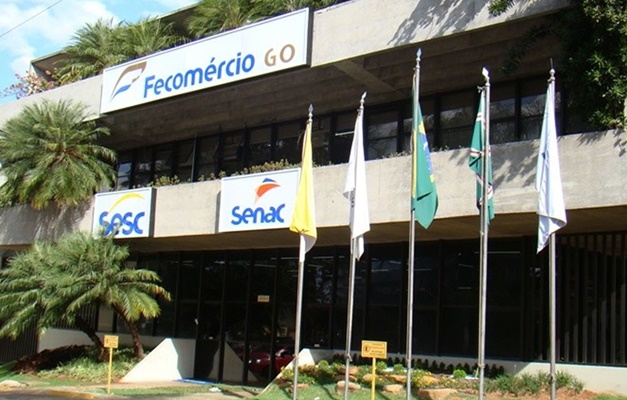 Fecomércio-GO entrega Comenda do Mérito do Comércio a embaixadores 