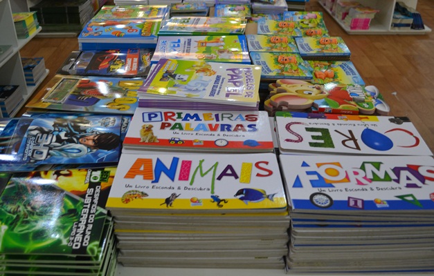 Feira de livros infantis chega ao Goiânia Shopping