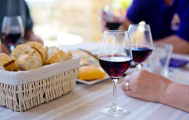 Festival em Pirenópolis premia vinhos com terroir do Cerrado