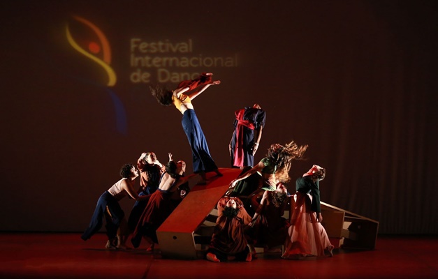 Festival Internacional de Dança Goiás premia melhores coreografias