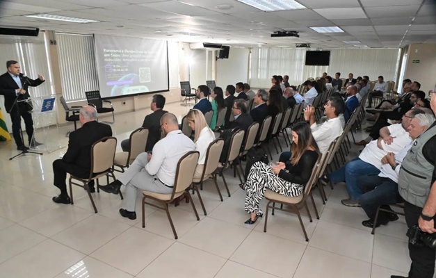 Fieg debate logística de Goiás com time de especialistas
