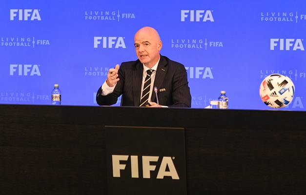 Mundial de 2021 da Fifa será em dezembro, no Japão, com sete clubes