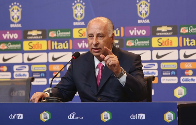 Fifa suspende Del Nero e dirigente terá de deixar presidência da CBF