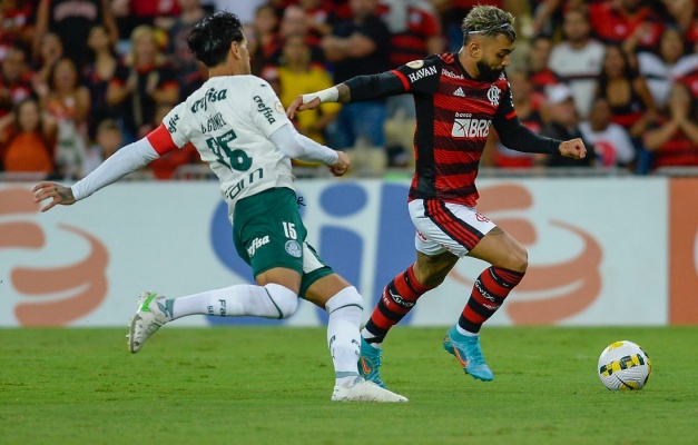 Flamengo e Palmeiras lideram lista de clubes com maior receita em 2022
