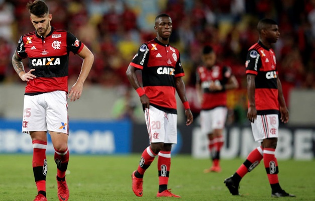 Flamengo é punido com 2 jogos com portões fechados por confusão na Sul-Americana