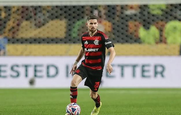 Flamengo encara Bayern de Munique por vaga nas quartas do Mundial de Clubes