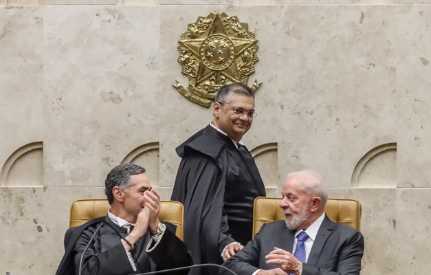 Flávio Dino reitera compromisso de atuar com imparcialidade no STF