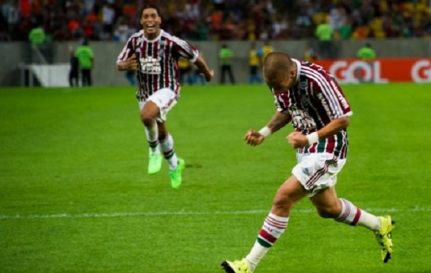 Fluminense derrota o Grêmio por 1 a 0 na estreia de Ronaldinho Gaúcho