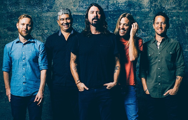 Foo Fighters divulga EP com cinco músicas inéditas