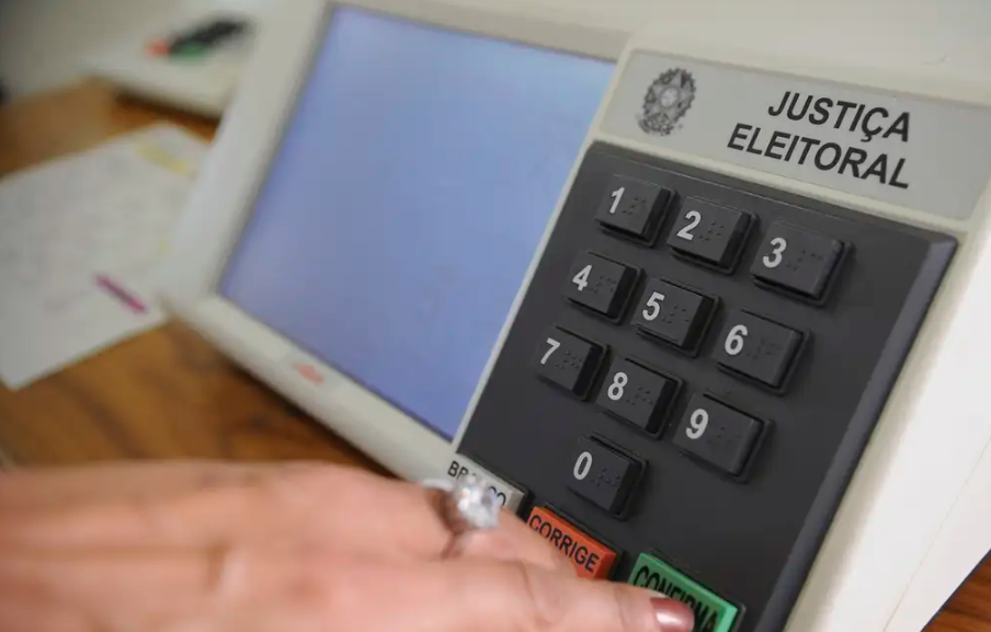 Fora do domicílio eleitoral no dia da eleição? Saiba como justificar o voto