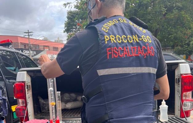 Força-tarefa autua postos de combustíveis na Região Metropolitana de Goiânia