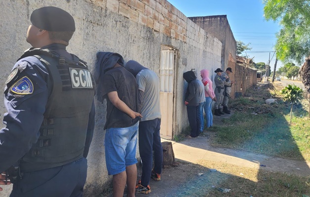 Força-tarefa em Aparecida flagra furto de energia e apreende 50 kg de cobre