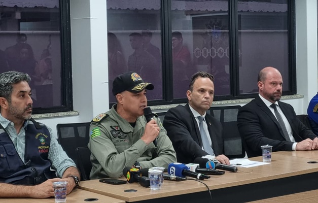 Forças de segurança prendem 32 pessoas após foguetório em Goiás