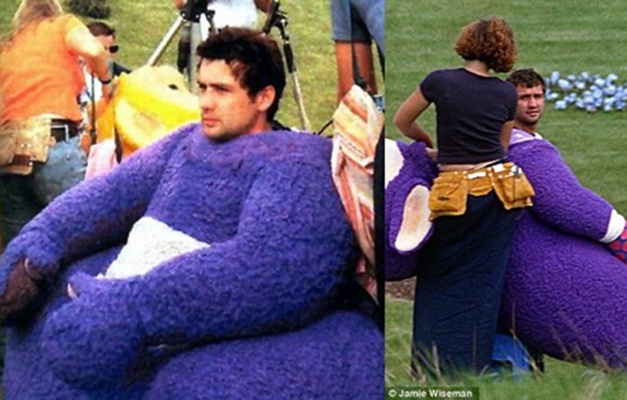 Foto revela que Teletubbies são maiores do que se imaginava