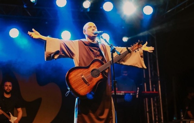 Frei Gilson será a grande atração do Dia Nacional da Juventude em Itumbiara