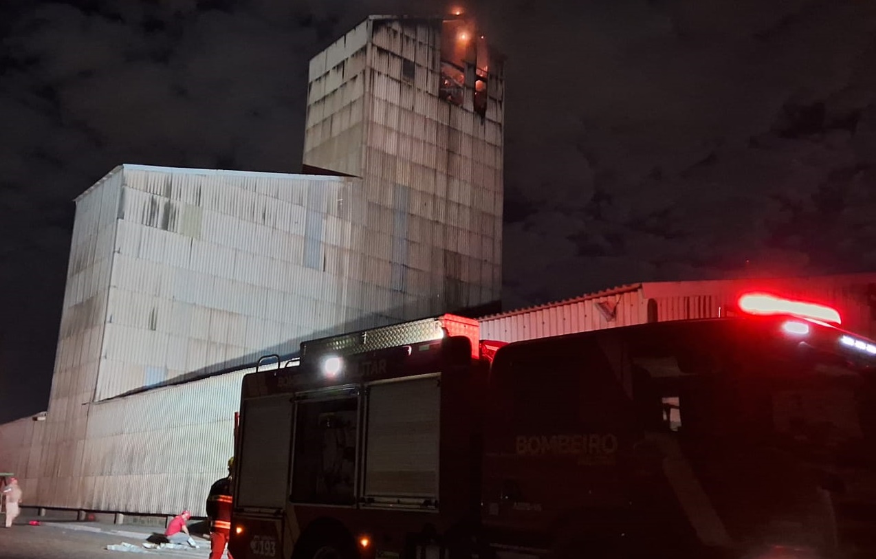 Funcionário morre durante incêndio em fábrica de fertilizantes em Rio Verde