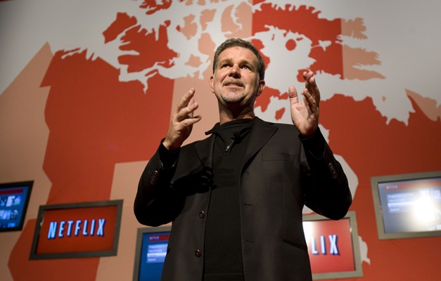 Fundador da Netflix cria fundo de US$ 100 milhões para educação