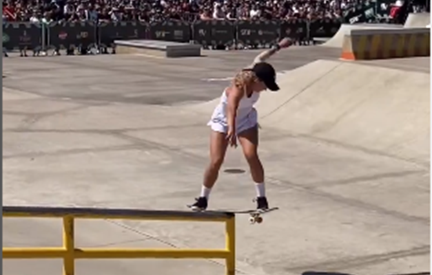 Gabi Mazetto é campeã do STU National de skate em Porto Alegre; Rayssa Leal é 2ª