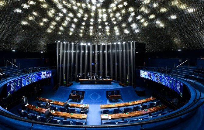 Gastos de senadores goianos com cota parlamentar chegam a R$ 342 mil em 2024