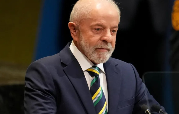 Gestor que deixa obra parada deve ser preso, diz Lula 