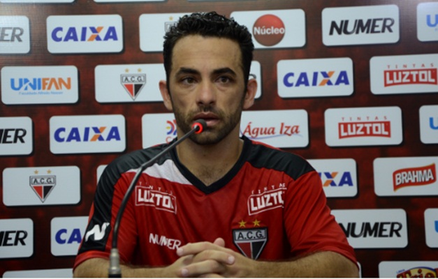 Gilsinho comenta vitória na estreia do Atlético-GO e foca no próximo duelo