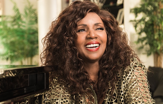 Gloria Gaynor realiza show em São Paulo